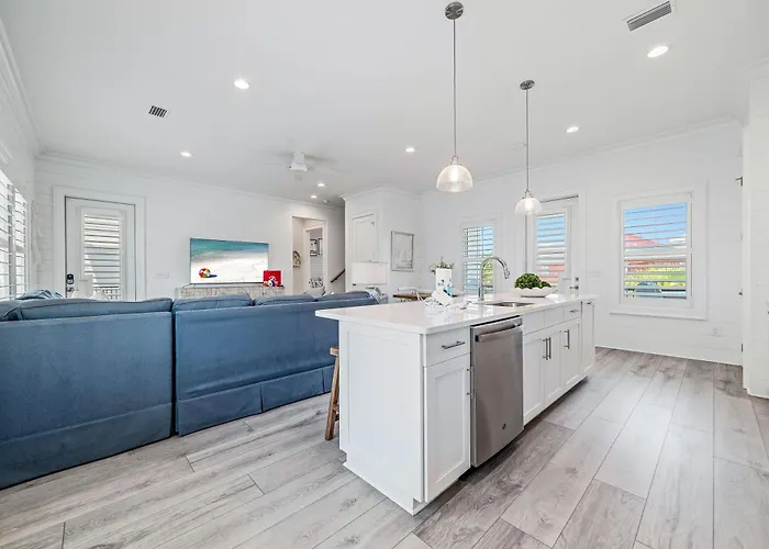 Holiday home Coastal Charm