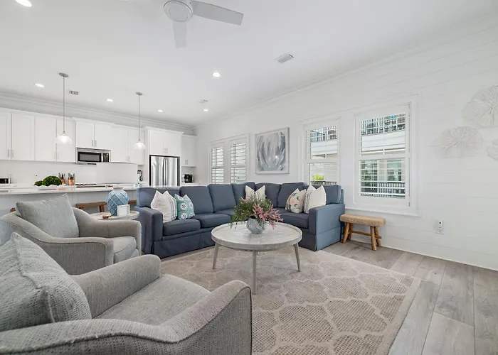 Holiday home Coastal Charm *